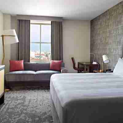 Marriott St. Louis Grand Rooms