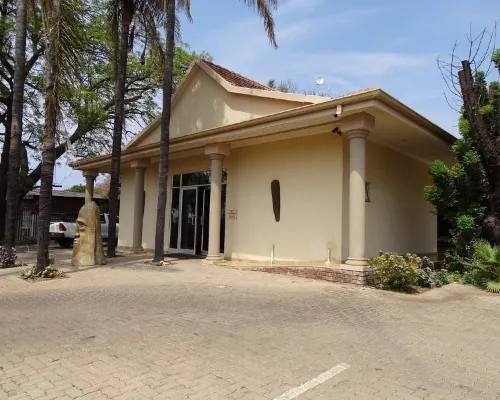 Ya Rena Guest House Hotels in Southern