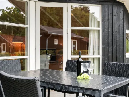 "Nafni" - 200m from the Sea