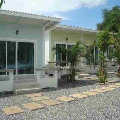 ชาลี บังกาโลว์ Hotel Exterior