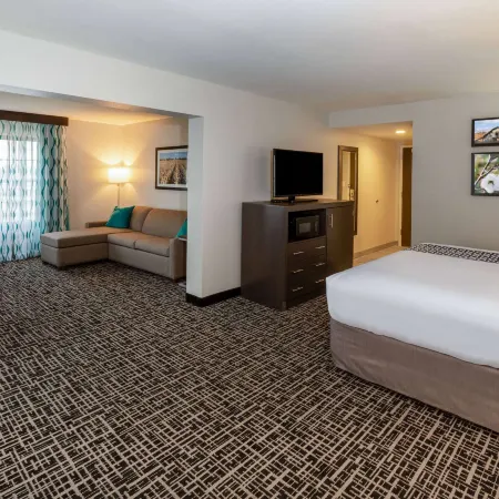 La Quinta Inn & Suites by Wyndham Jonesboro