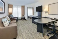 Candlewood Suites Dallas Market Cntr-Love Field