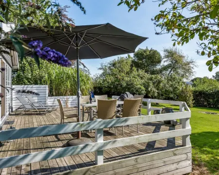 "Leandra" - 600m from the Sea Hotels in Augustenborg