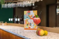 Mah Hotel - bar
