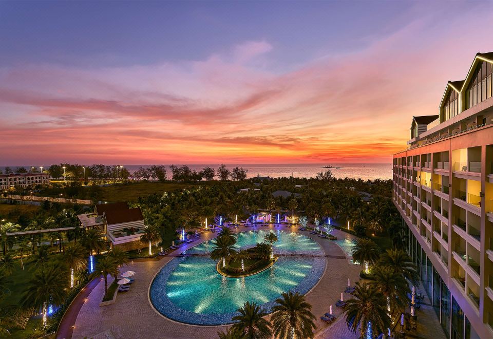 3. 래디슨 블루 리..