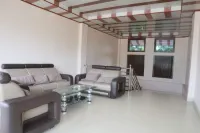 Tundreheni Hill Hotel and Restaurant Hotels in Pasar Gunung Sitoli