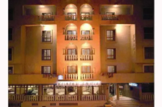 호텔 라인하 D 아멜리아 아트 & 레저  호텔