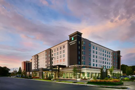 Embassy Suites by Hilton Atlanta Airport North Hotels near Hartsfield-Jackson Airport