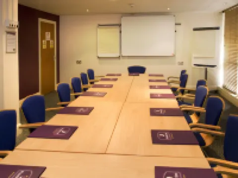 London Kew Bridge Hotels in Brentford