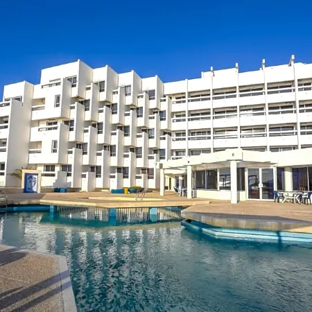 UMH Tarik Hotel
