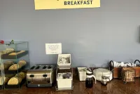 Days Inn by Wyndham San Diego-East/El Cajon - Frühstück