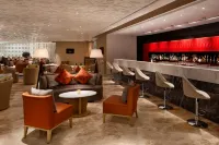 The Leela Ambience Convention Hotel Delhi - bars