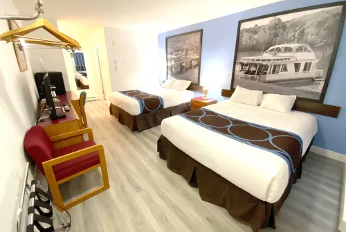 Super 8 by Wyndham Sicamous Hotels in Columbia-Shuswap E