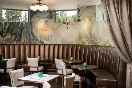 The Lodge at St Edward Park