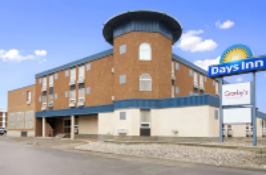 Days Inn by Wyndham Estevan Hotels in 