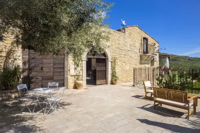Masseria Fortificata Lo Zafferaneto Hotels in Vizzini
