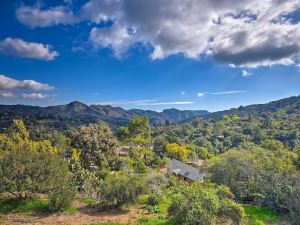 Cozy California Abode Near Malibu Beaches!