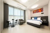 COOPSTAY KOAROO YEOSU Hotels in der Nähe von Dolsandaegyo Bridge