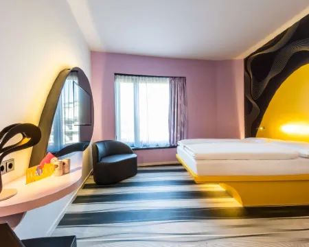 プライズ バイ ラディソン、ボン シティ ボンのホテル