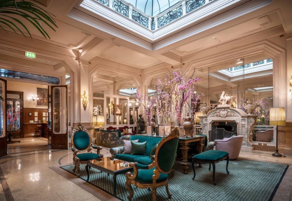 밀라노 그랜드 호텔 외관