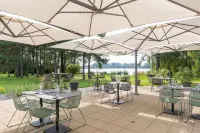 Hôtel du Lac Hotels in Esquelbecq