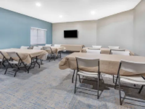 Super 8 by Wyndham Marysville/Port Huron Area Hotels in Marysville