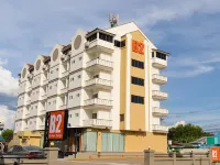 B2 Lampang Boutique & Budget Hotel Các khách sạn gần Wat Hong Kok