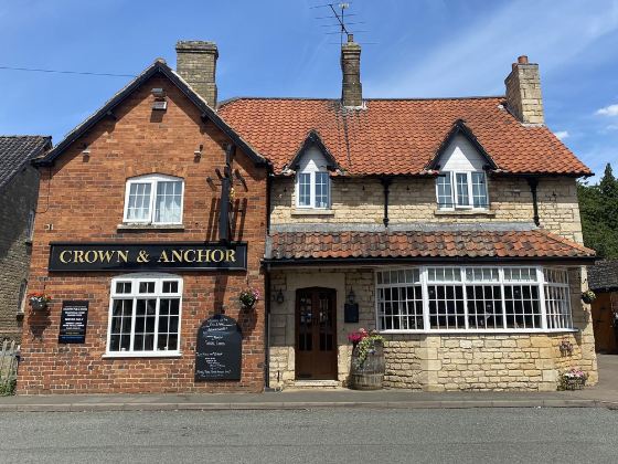 Crown & Anchor