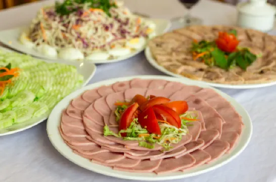 Siren Flower Hotel Отели рядом с достопримечательностью «Хон Там»