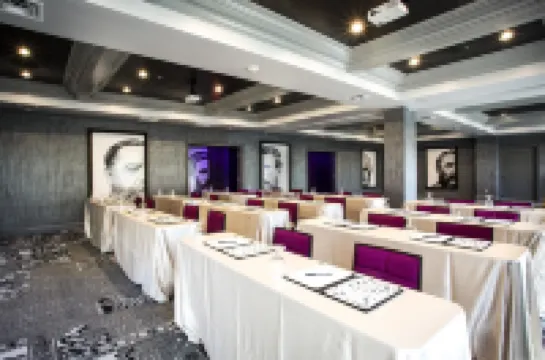 Graduate by Hilton Chapel Hill