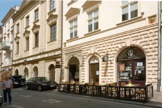 你的克拉特夫經濟酒店