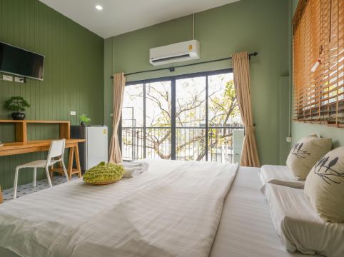 มาร์นี เฮาส์