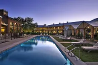 Cavalry Court, by Valencia Hotel Collection - Swimmingpools