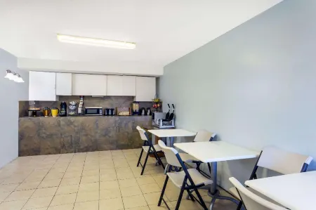 Travelodge by Wyndham Reno Downtown