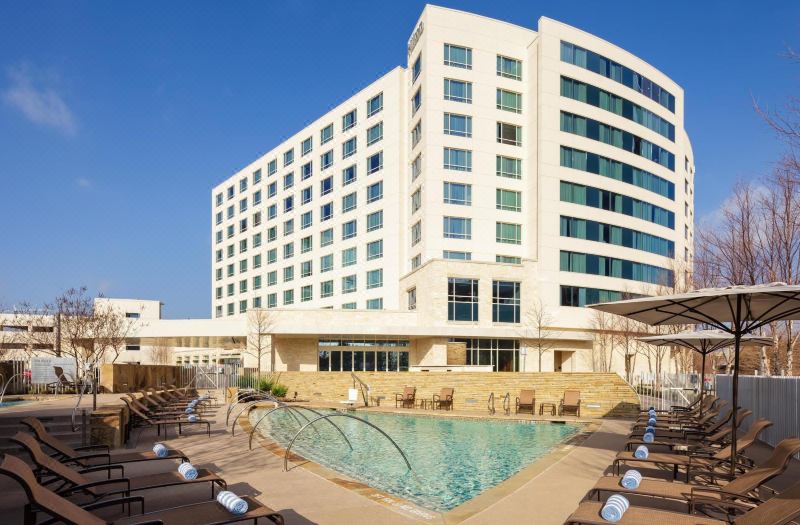 Hilton Dallas/ Plano Granite Park photo 2