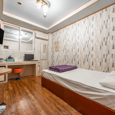 Yeoncheon Yeogiseo Jaja 鄰近漢灘江觀光地的酒店