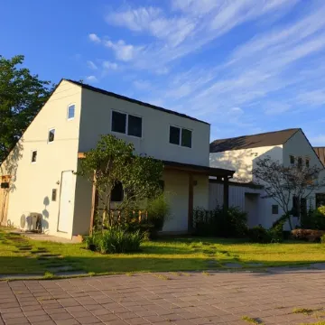 Ganghwado Tree and Tree Pension Отели рядом с достопримечательностью «Горная крепость Канхва»