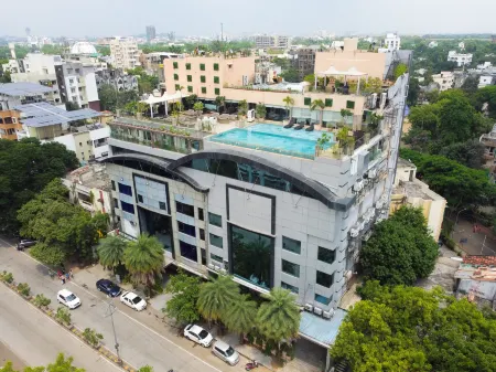 The Nagpur Ashok Отели рядом с достопримечательностью «Ramtek Fort Temple»