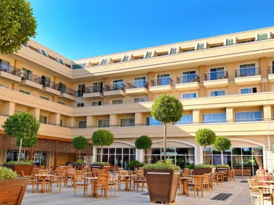 Crystal de Luxe Resort & Spa - All Inclusive Hotels near Kemer
