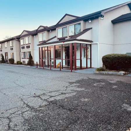 FairBridge Inn Express Nyack Отели в г. Найек