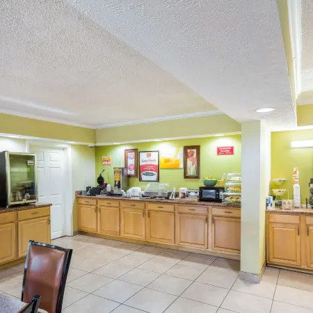 Econo Lodge Huntington - Barboursville University Area