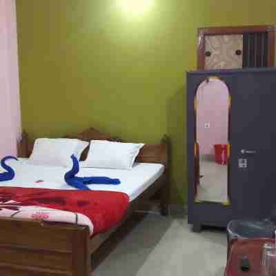 Mangaldeep Guest House Rooms