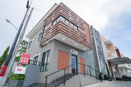 RedDoorz Near Sindu Kusuma Edupark 3