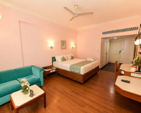 Maya's Kings Kourt Hotels in Mysore