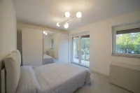 Appartamenti Mare Azzurro Hotels near Baia di Sistiana Ex Caravella
