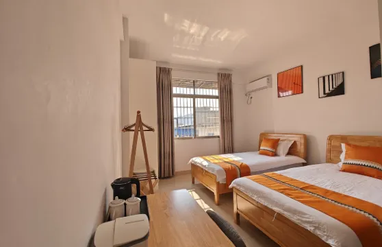 連山一居民宿（逢青路分店）