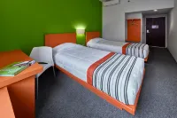 City Express Junior by Marriott Toluca Aeropuerto - Parking