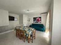 Spacious Apartment with Terrace in Rosolina Mare - parking