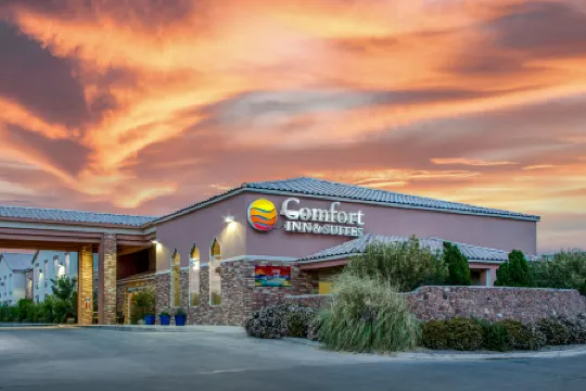 Comfort Inn & Suites I-25 Near Spaceport America