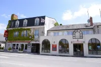 The Originals City Hôtel le Cheval Rouge Tours Ouest Отели в г. Сэнк-Марс-ла-Пиль